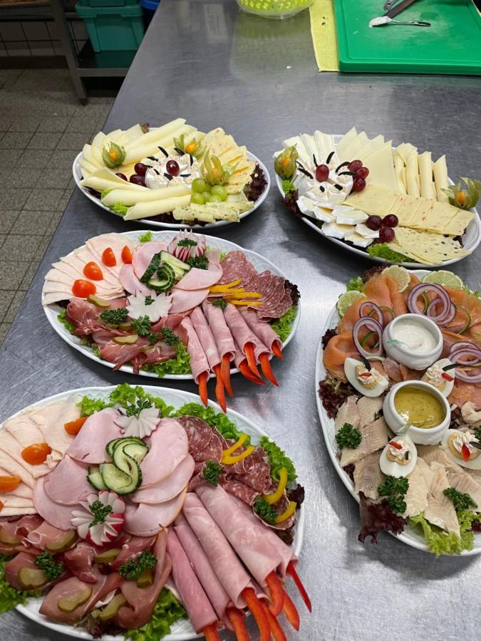 明登 Bistro-Zur-Quelle酒店 外观 照片